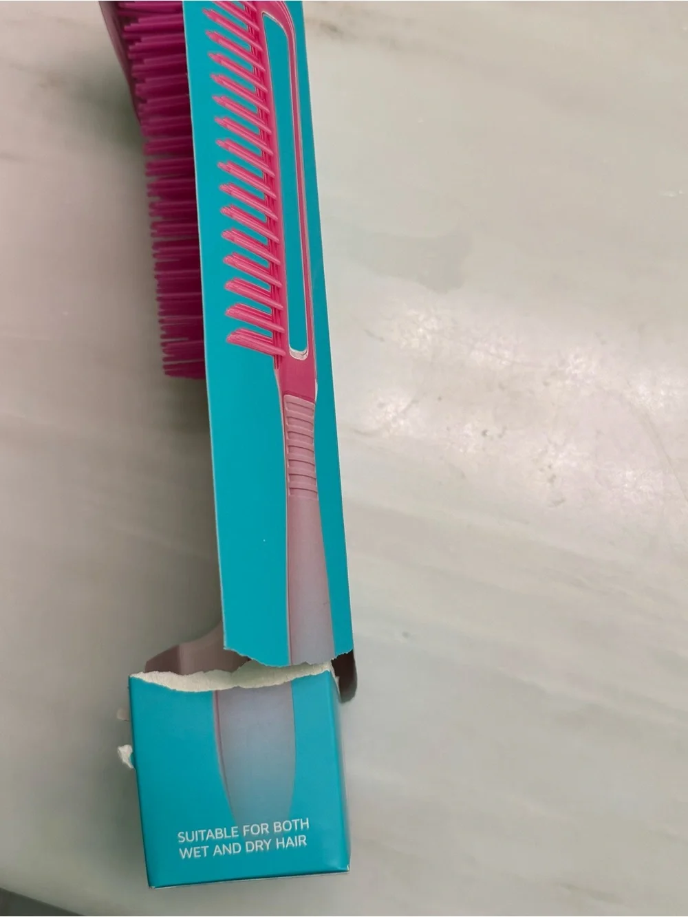 Kiss Colors & Care bright pink