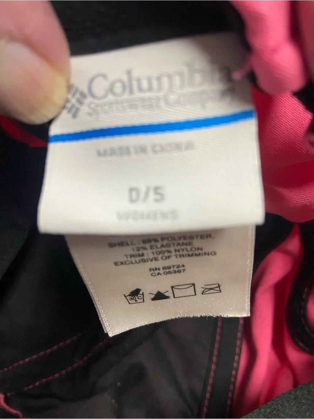 Columbia hat brand