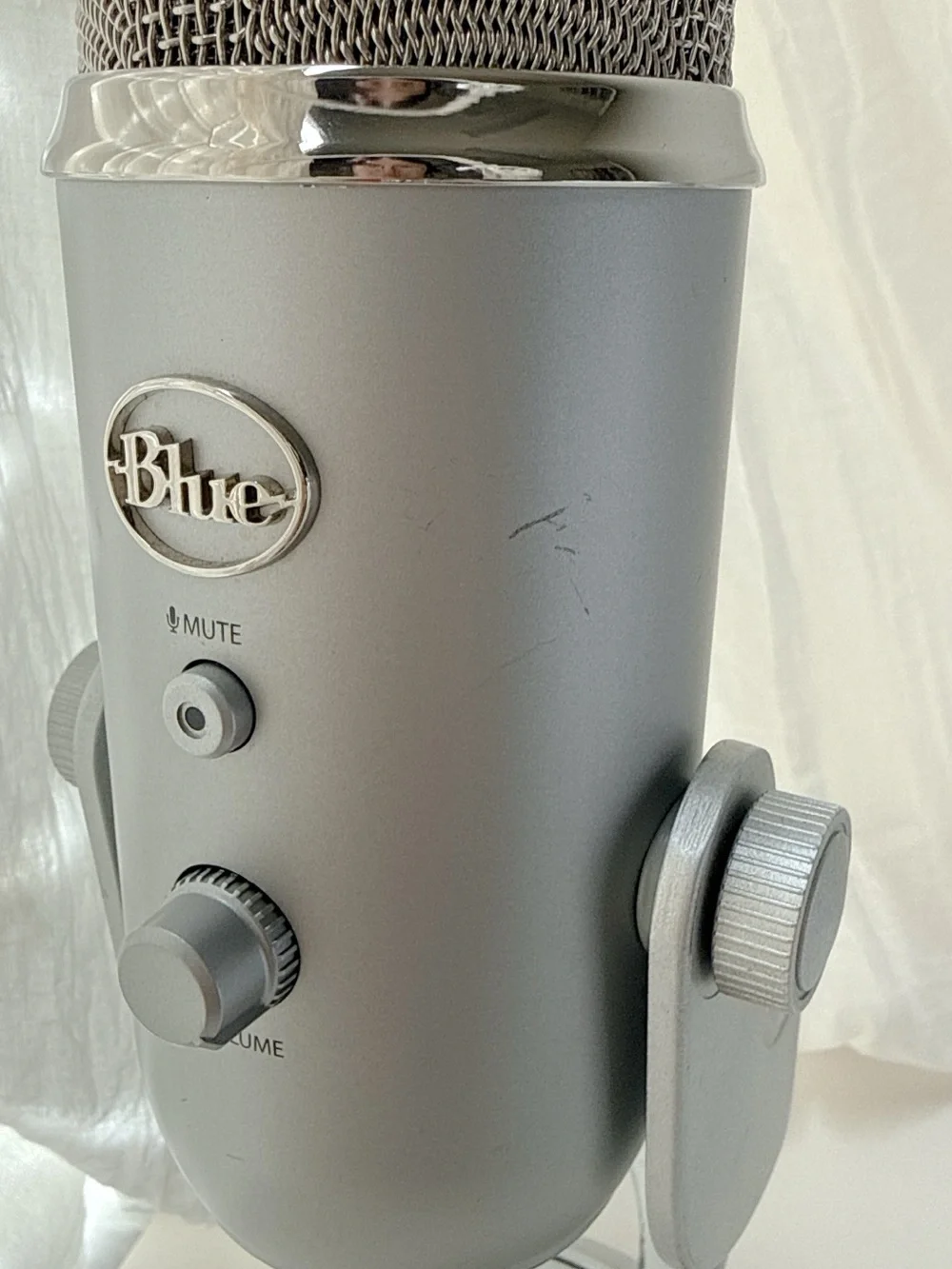 Yeti ogitech blue