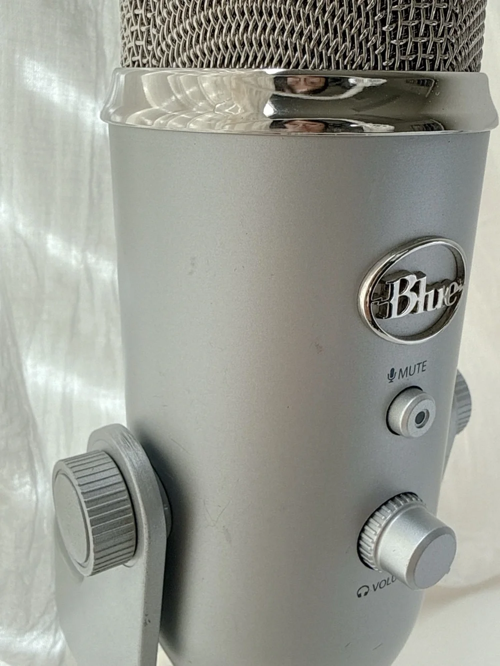 Yeti ogitech blue