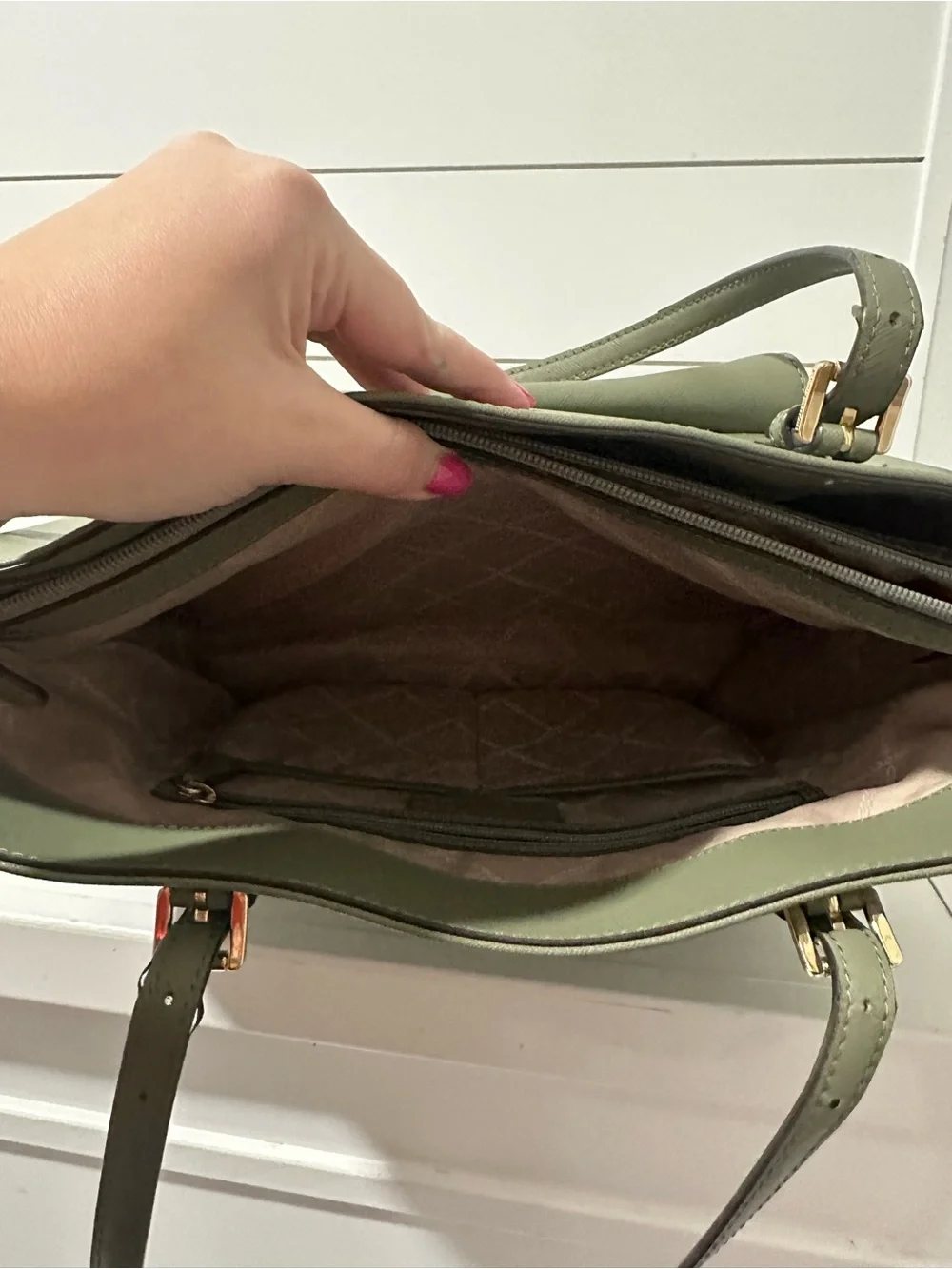Michael Kors outfits wristlet