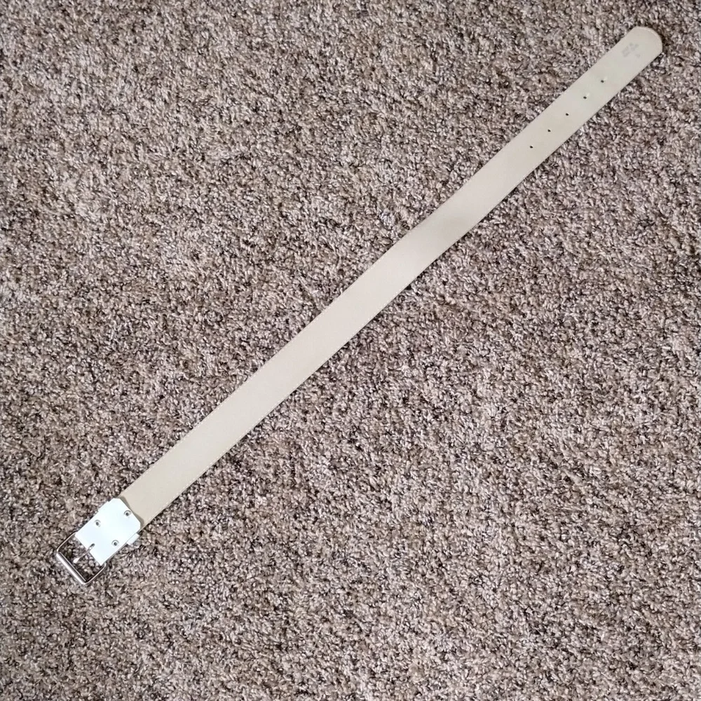 N/A vintage white