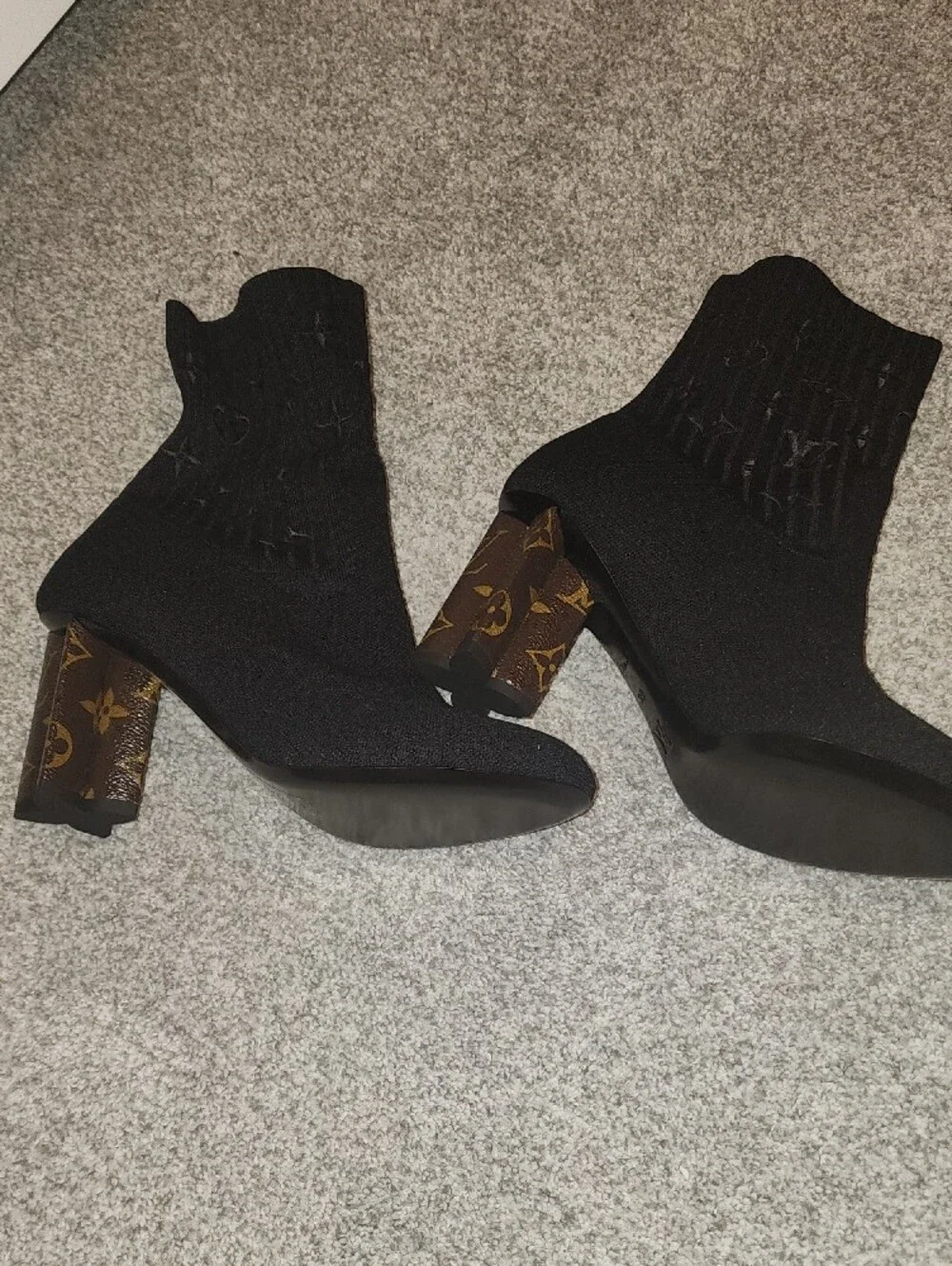 Louis Vuitton slim black