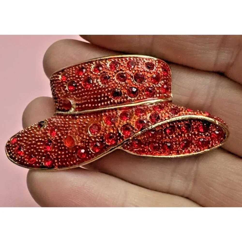 Unbranded vintage red