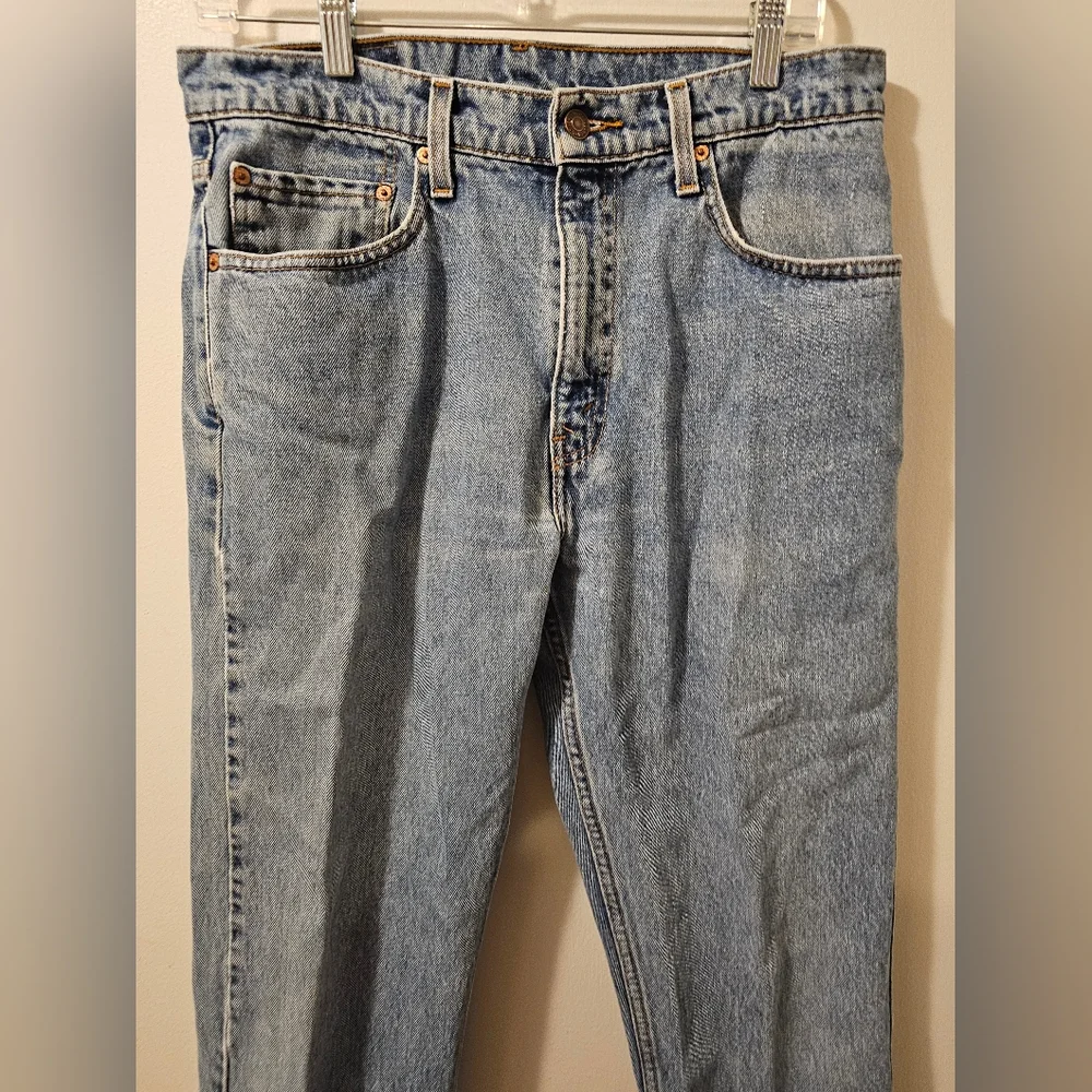 Levis pre loved