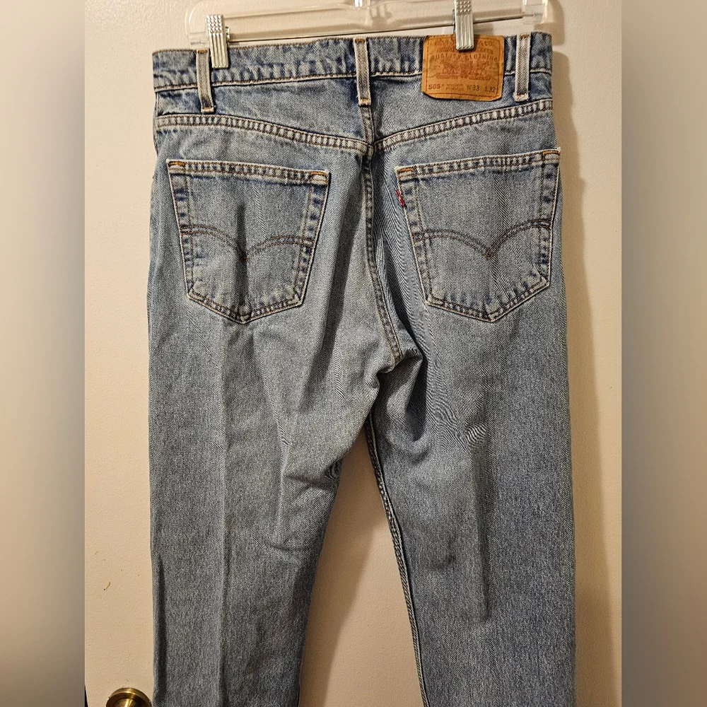Levis pre loved