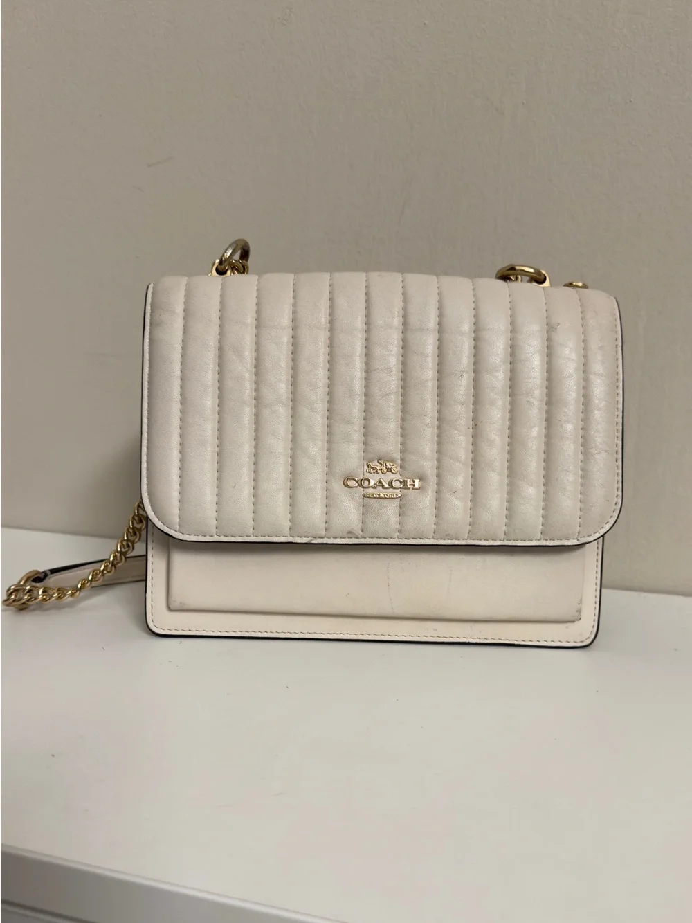 Coach compact quilted
