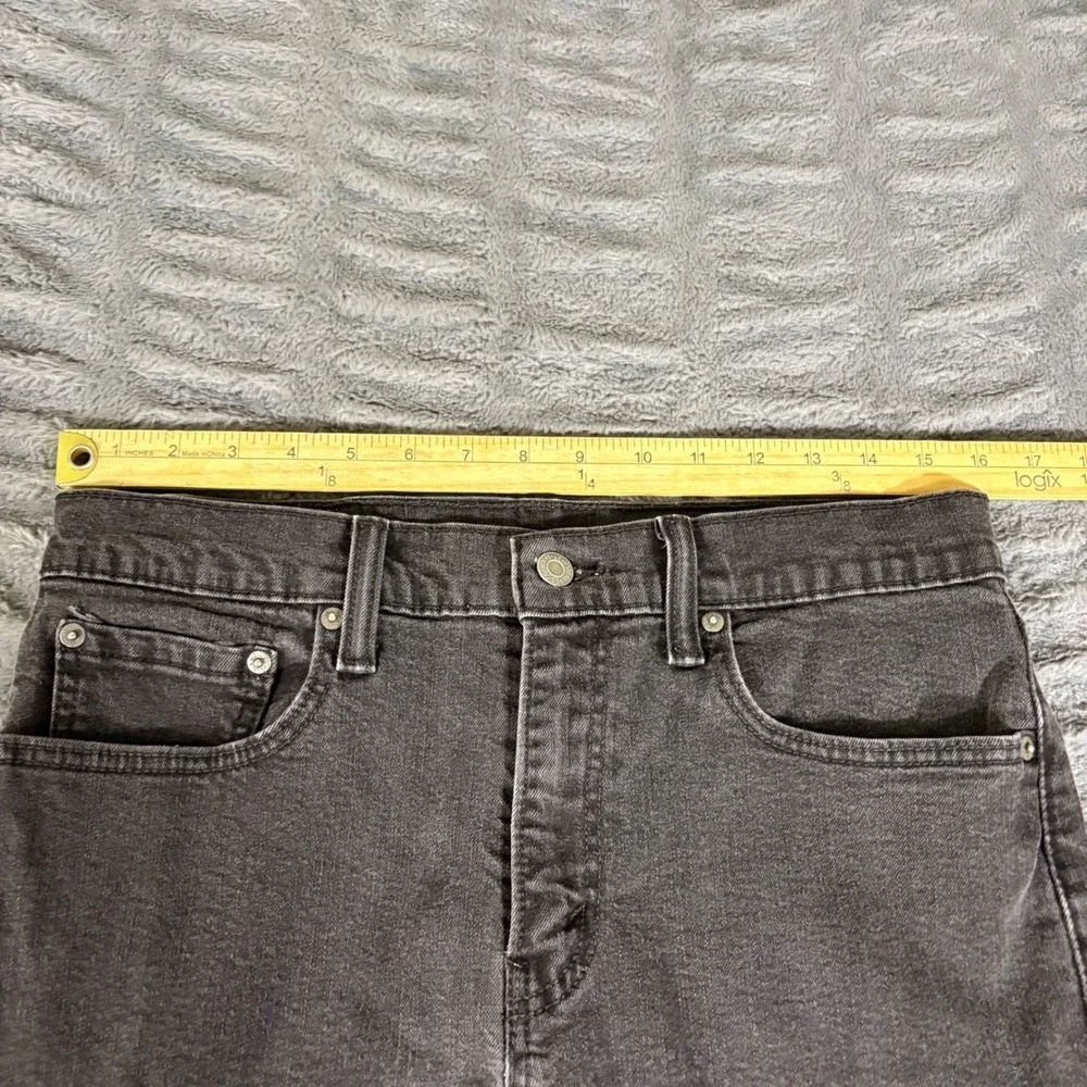 Levis measurements waist