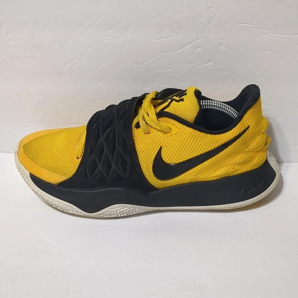 Nike Kyrie Low 'Amarillo' Shoes Men size 8