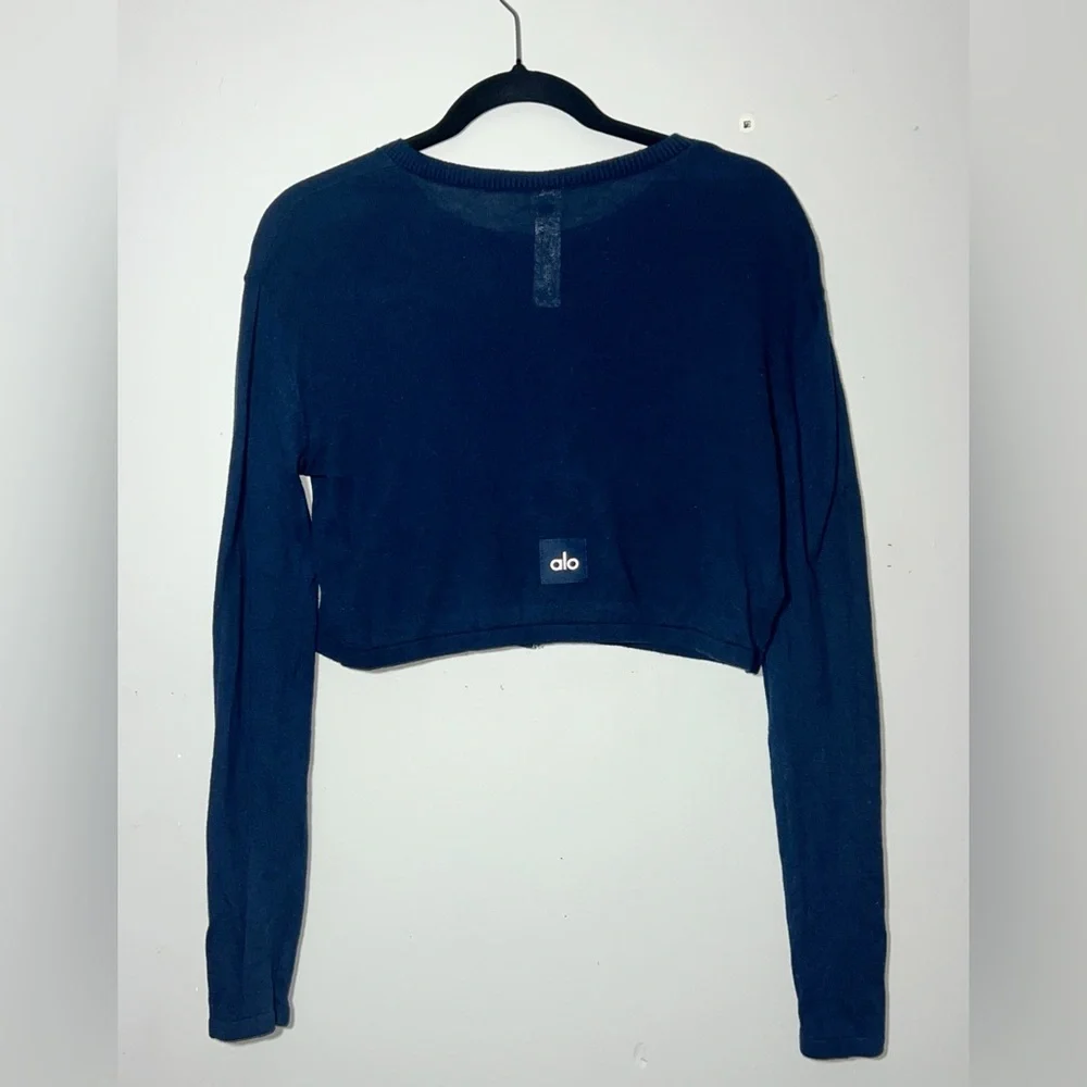 ALO Yoga supernatural sweater