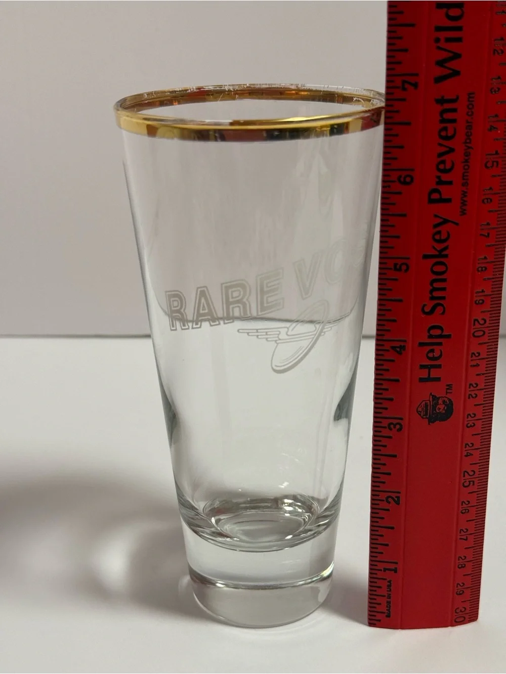 Brewery Ommegang Rare Vos Craft Beer Glass Gold Rim Pint Tumbler Barware Vintage