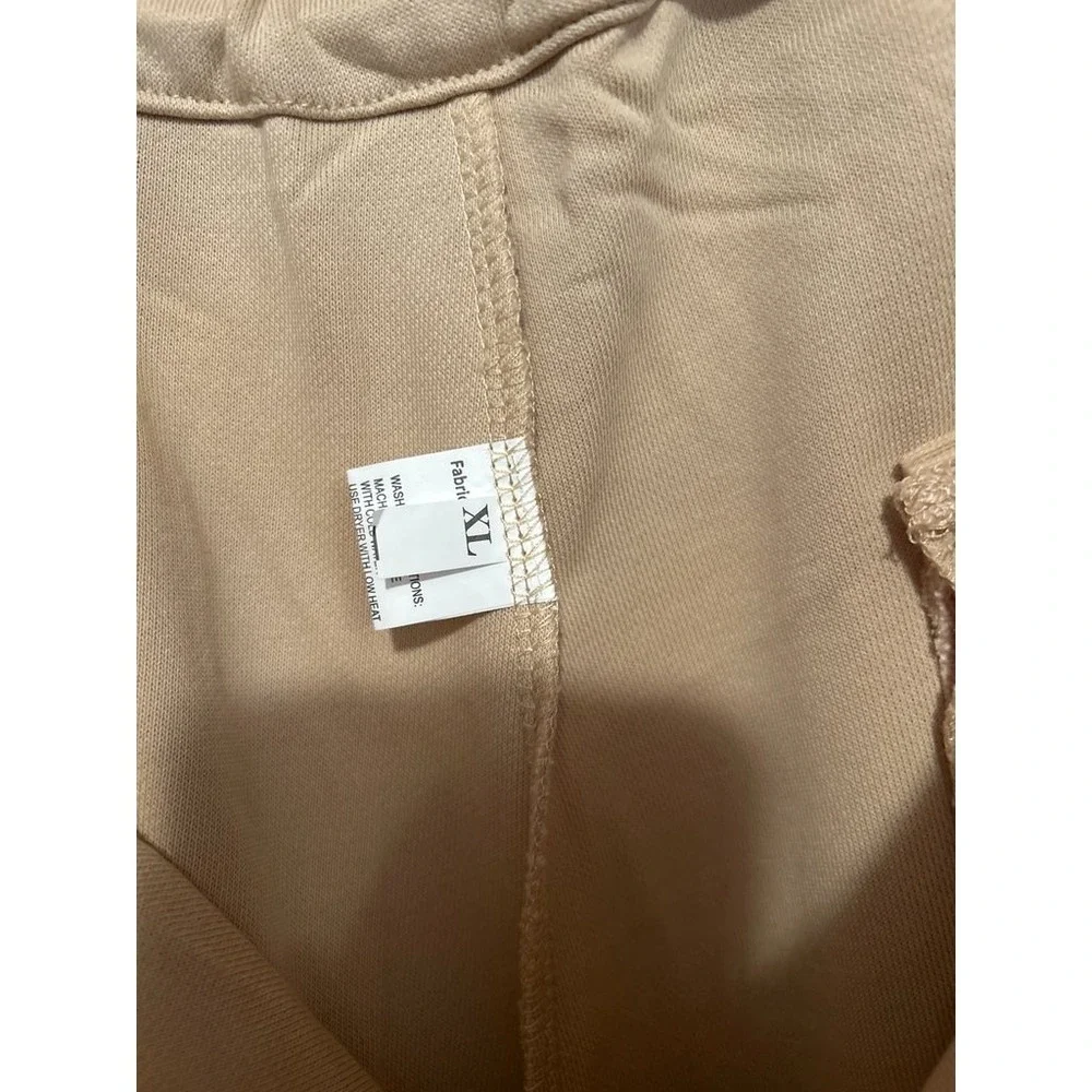 The Unbranded Brand it please