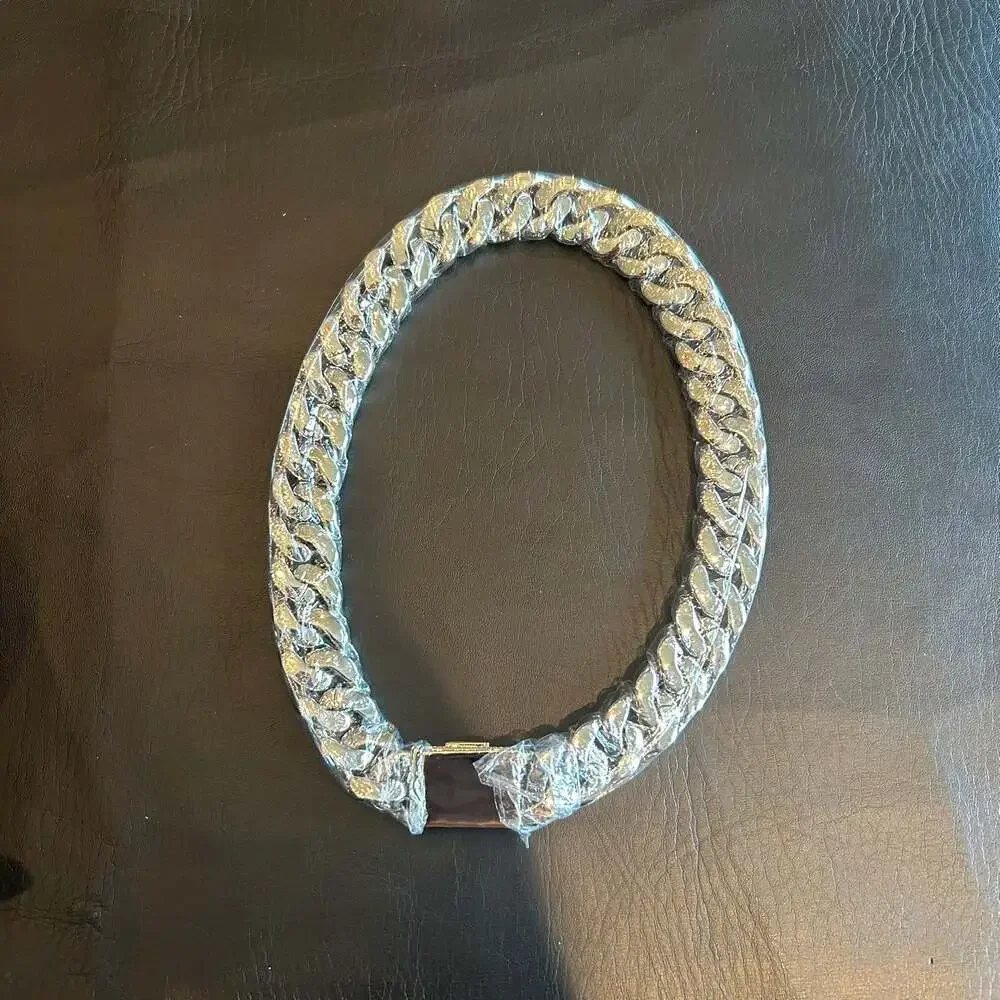 Moissanite this 20mm