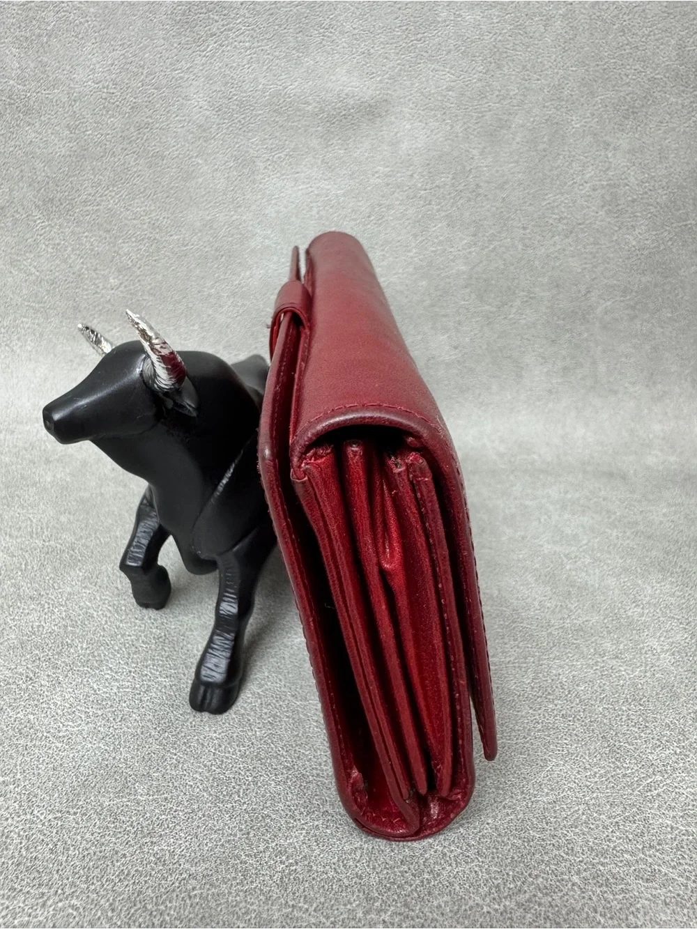 Kavlieri smooth red