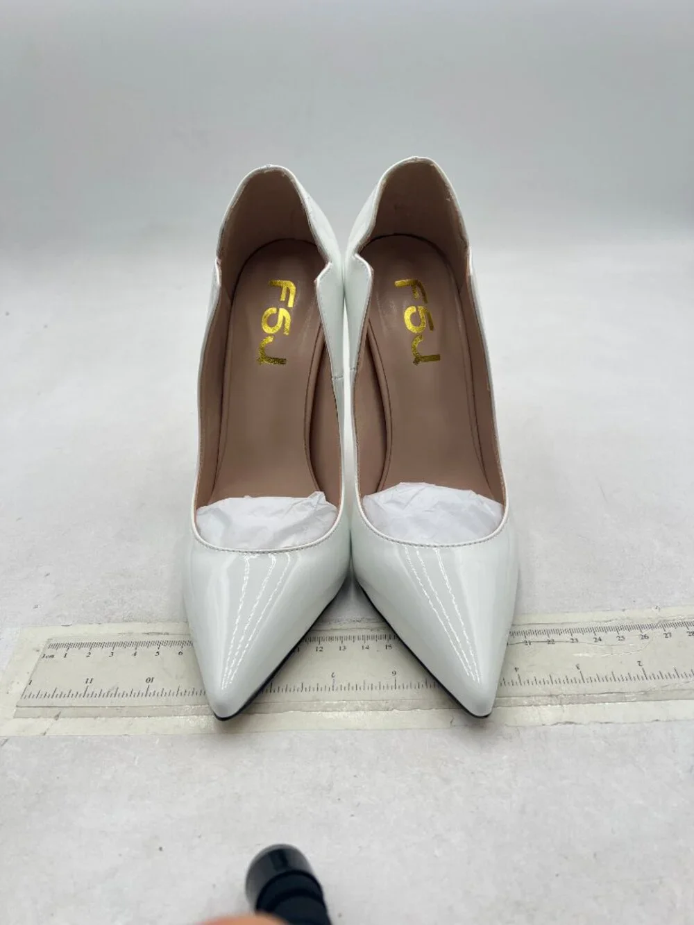 FSJ white pointed