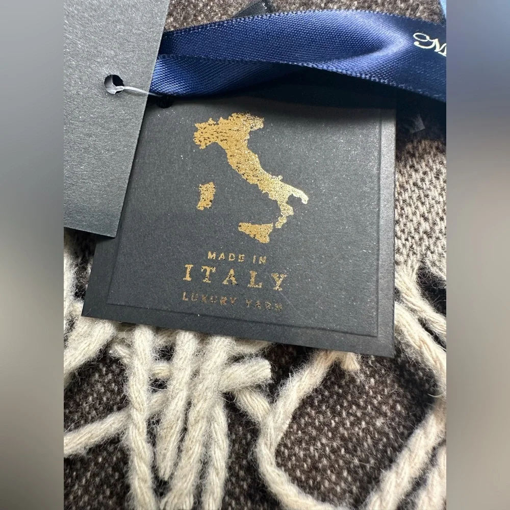 Italian Wollen Treasures elegant brown