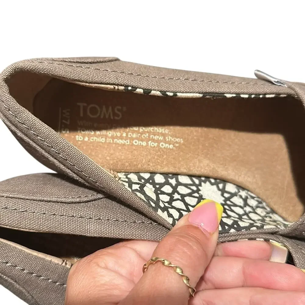 TOMS Espadrille Wedge Ash Grey Calypso Peep Toe Slip on Rope Wrapped Wedge 7.5