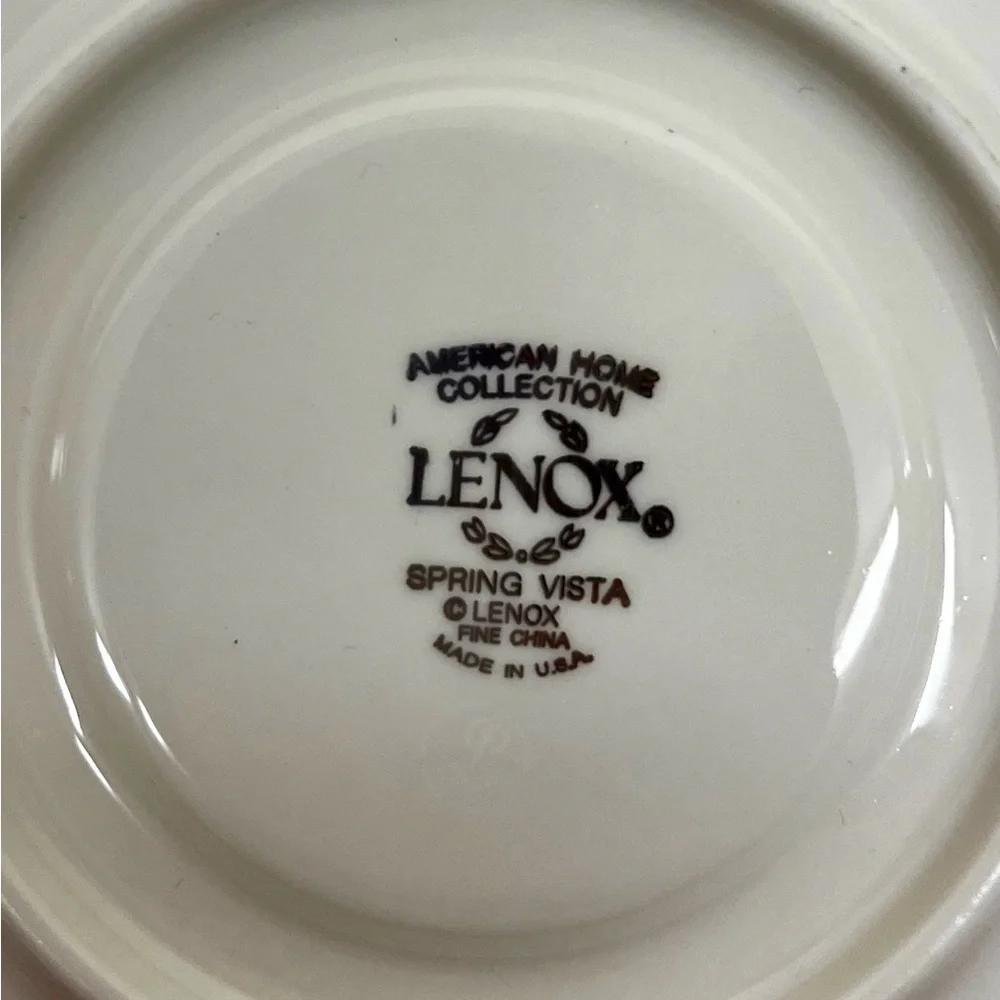 Lenox pictured good