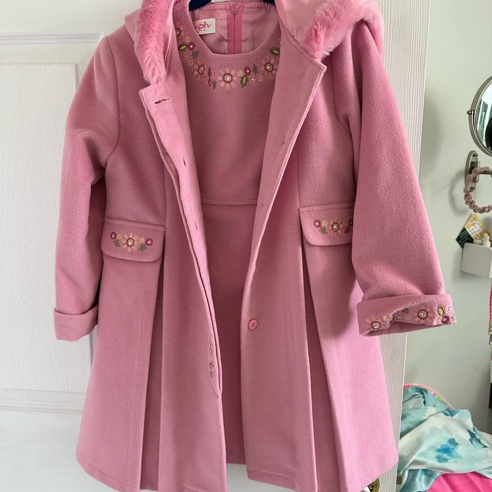 Gorgeous OOMPH girls coat‎ and dress …..size 4/5 pink with flowers EEUC
