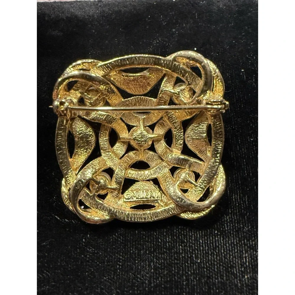 Vintage M. Jent Gold Tone Brooch Faux Pearls Woven Design Signed