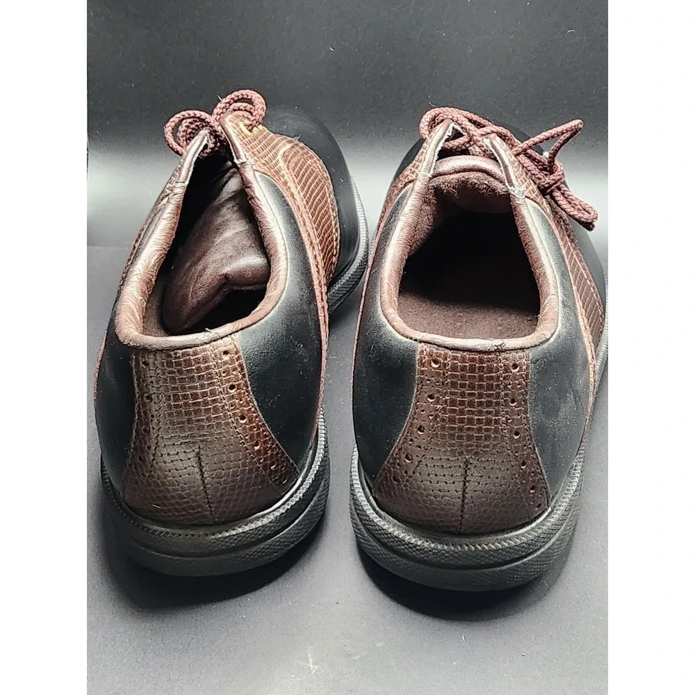 FootJoy traction material