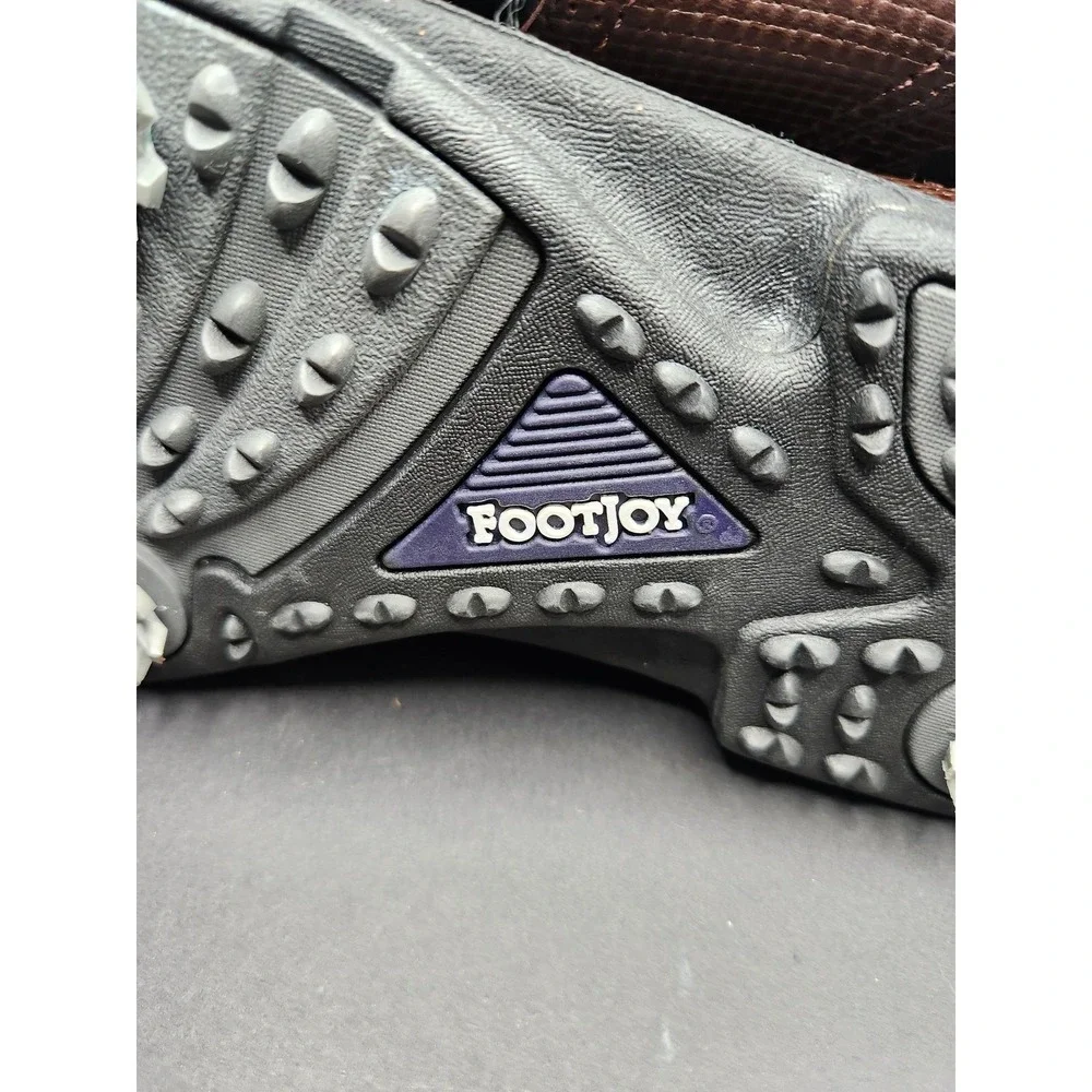 FootJoy collar closure course