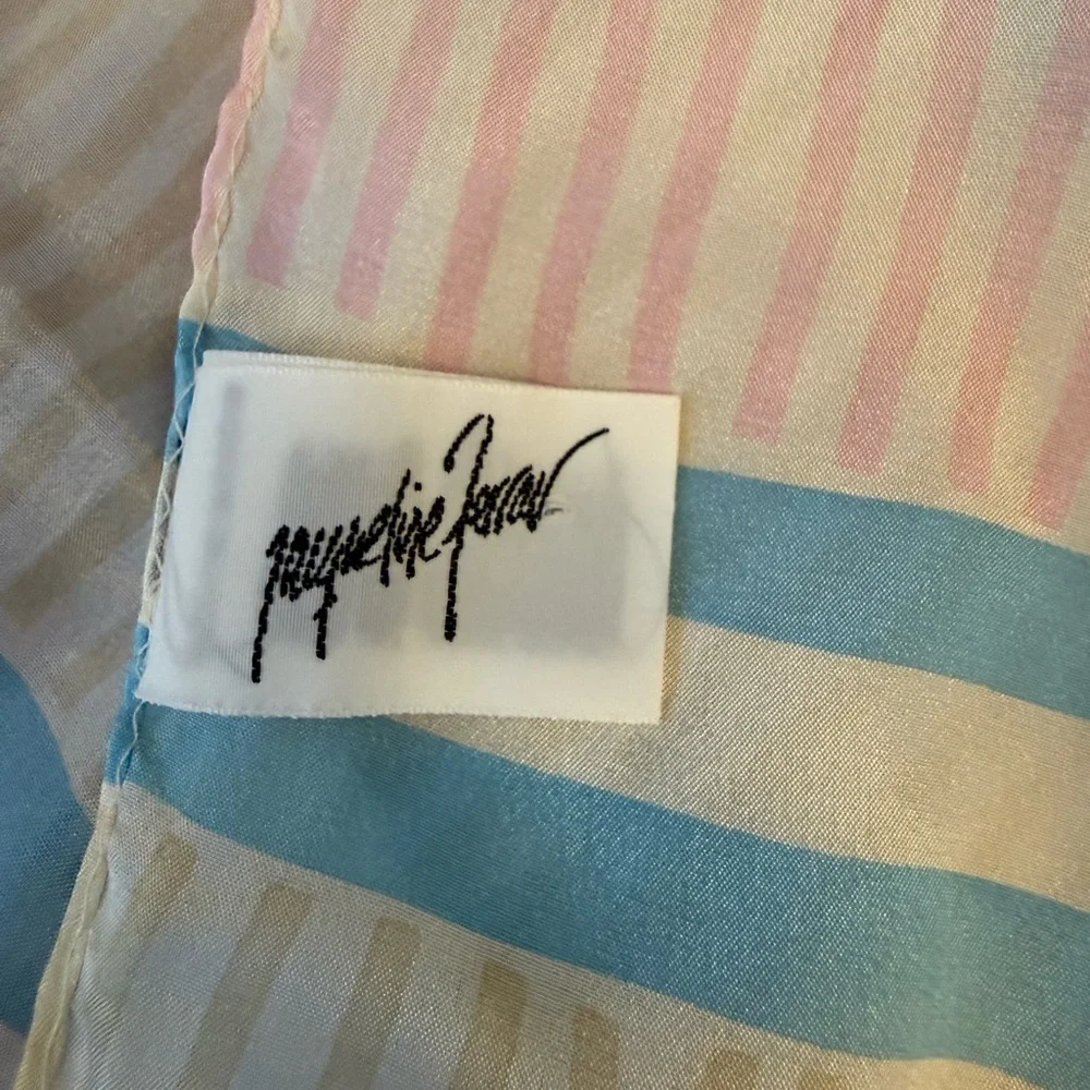 Jacqueline Ferrar elegant scarf