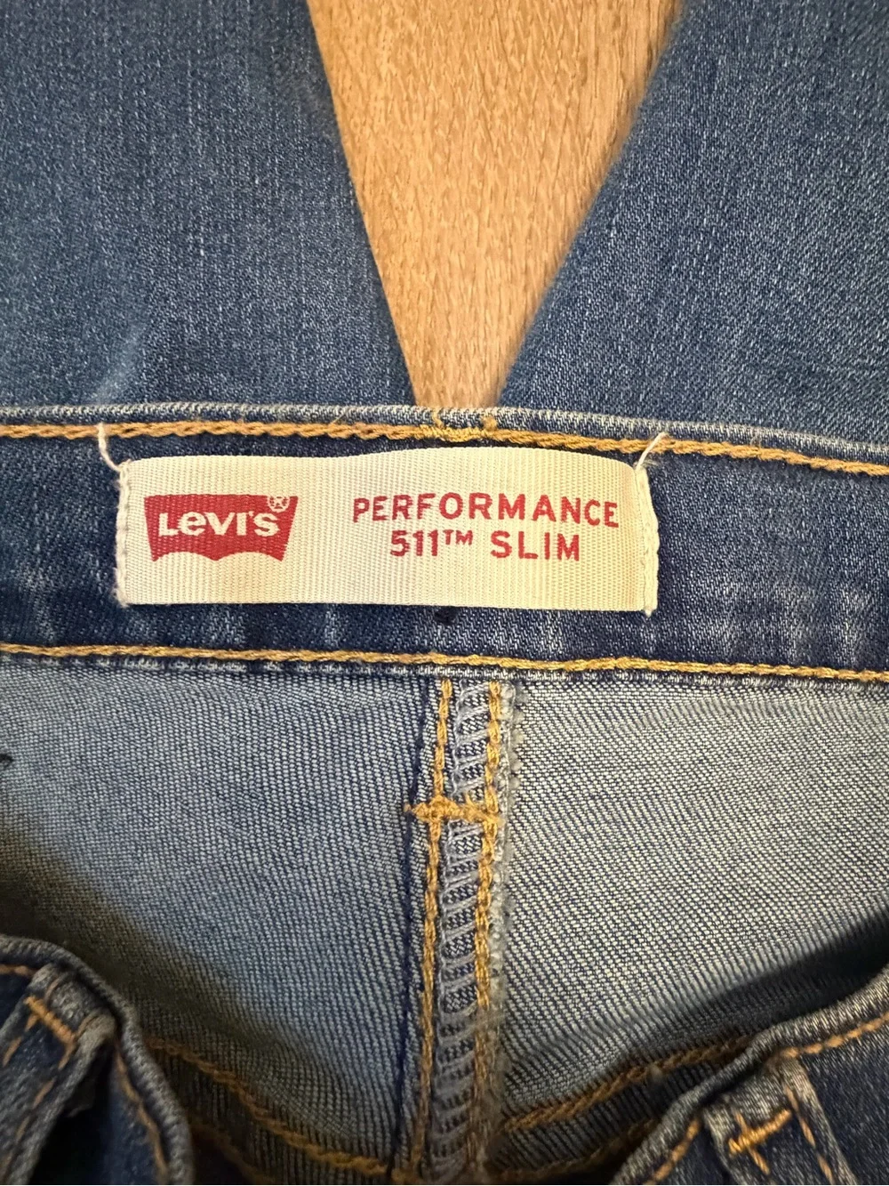 Levis pocket tops