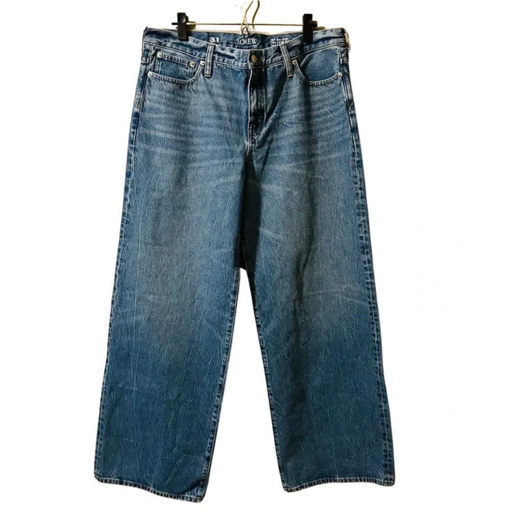 J. Crew hips 31”