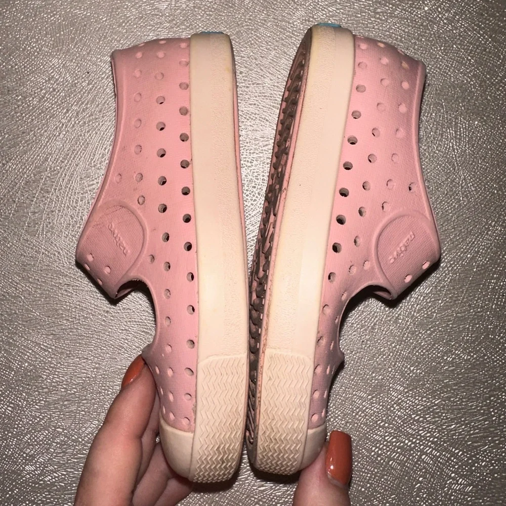 Native pink cream