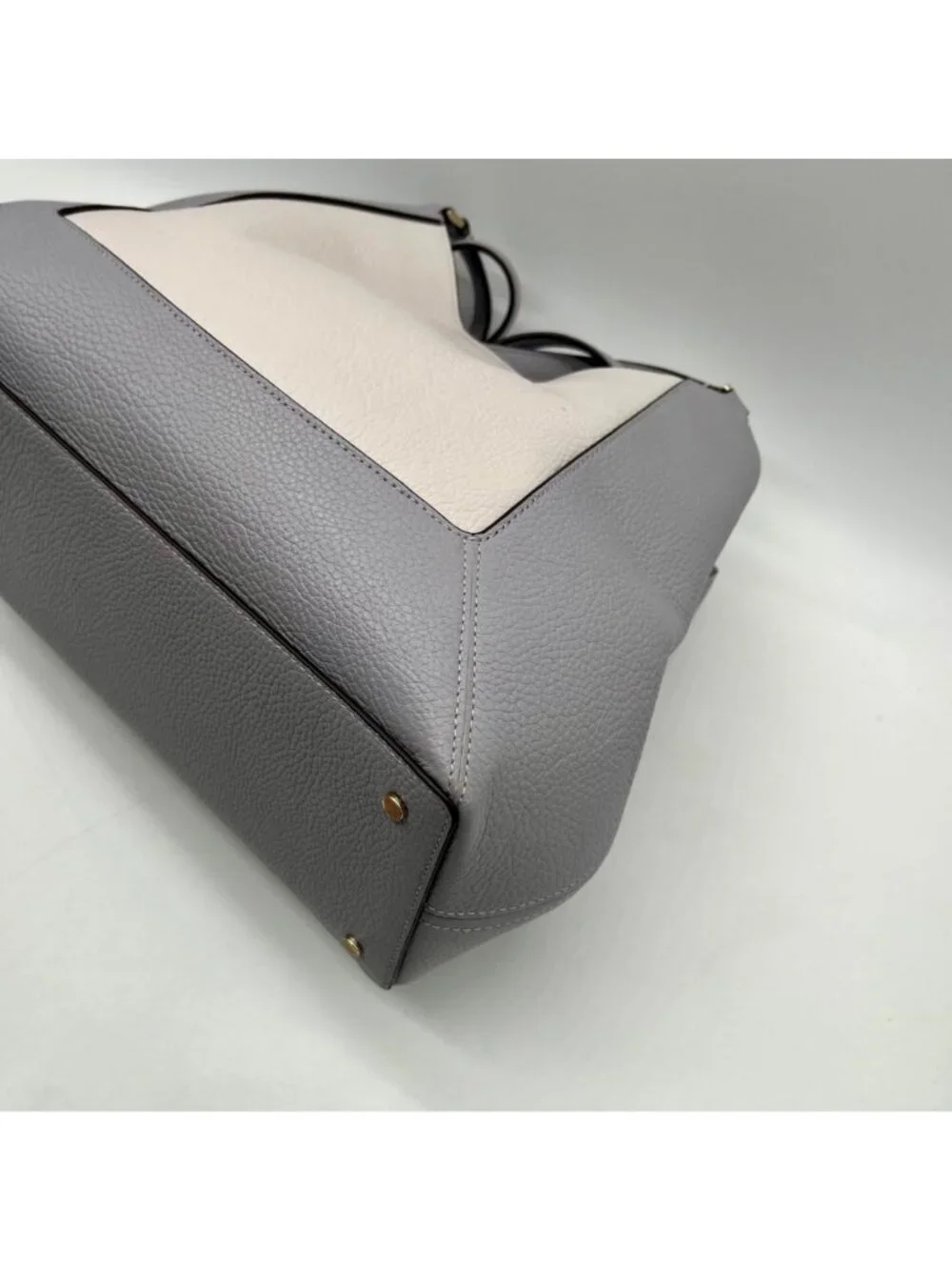 kate spade sophisticated color