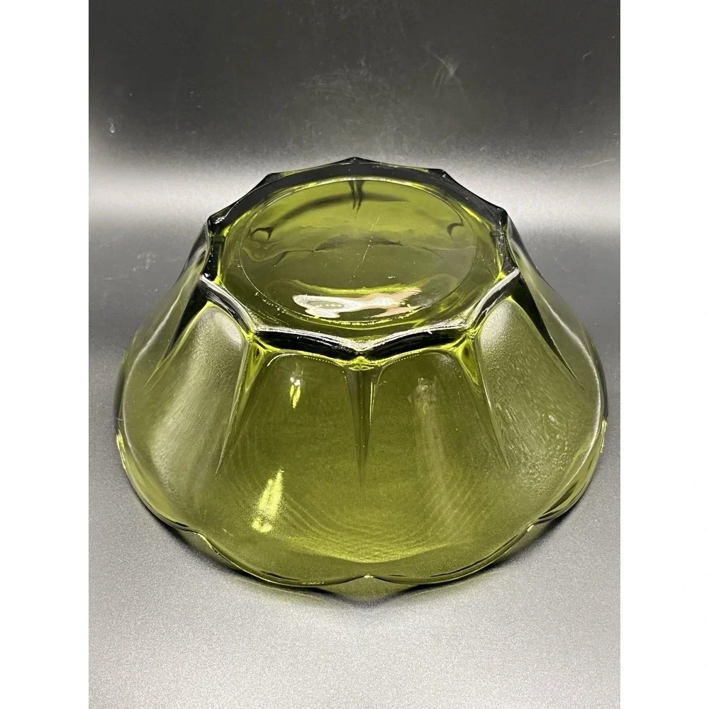 Anchor‎ Hocking Avocado Olive Green Glass Bowl Scalloped Vintage MCM 8
