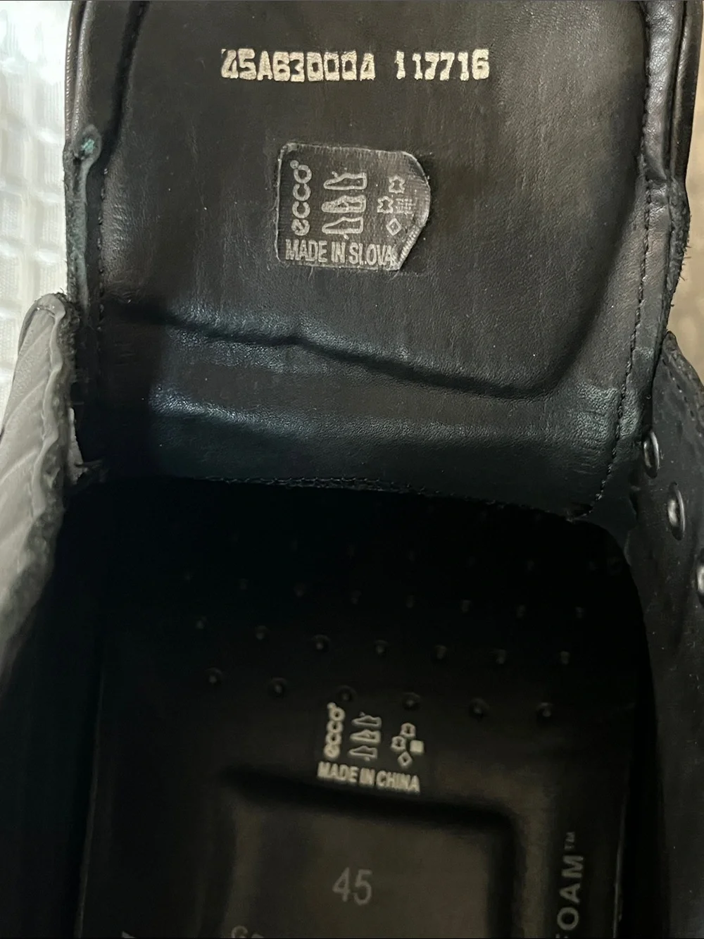 Ecco premium black