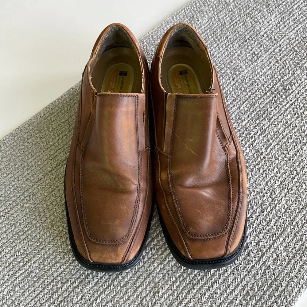 Dockers Cognac Brown Genuine Leather Loafers Pro Style All Motion Comfort Sz 11M