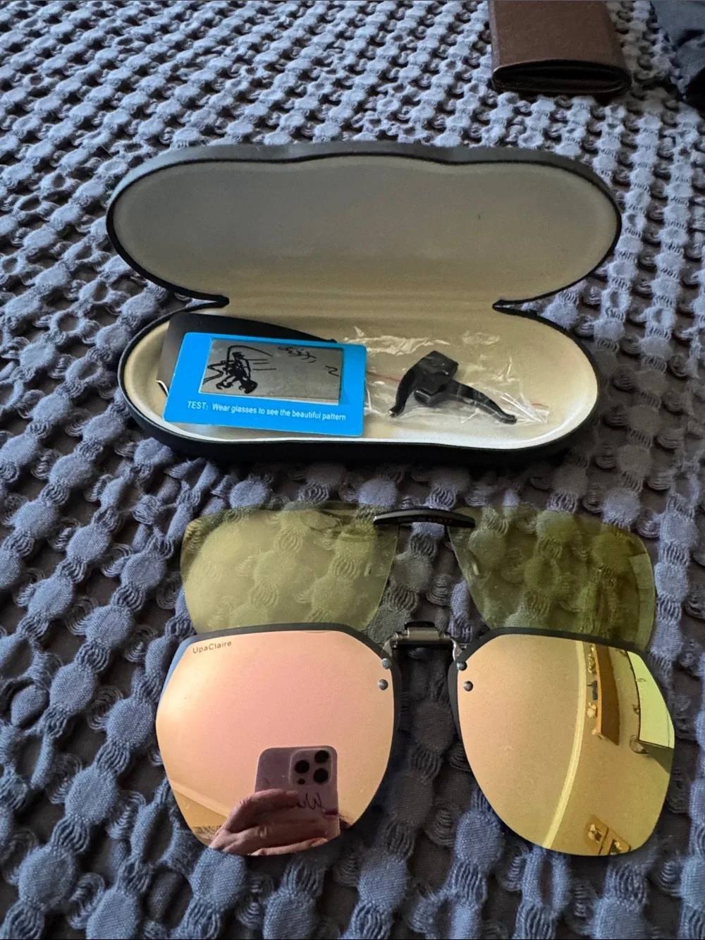 Men’s Gold Mirrored Clip-On Sunglasses