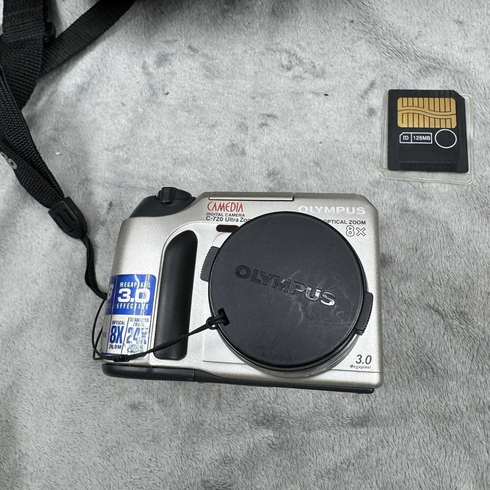 Olympus 720 camedia