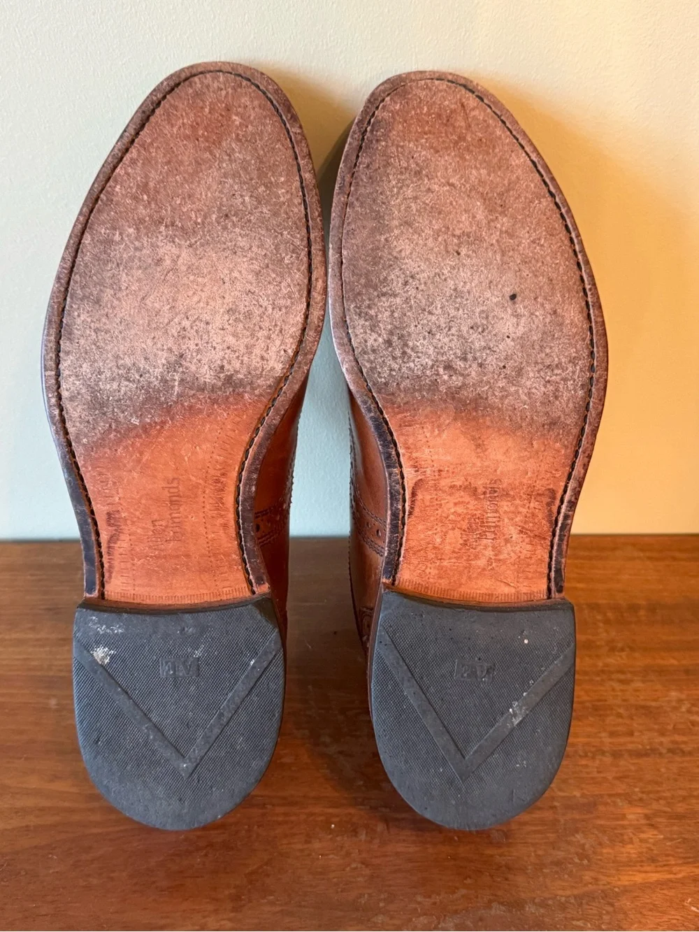 Allen Edmonds Men's Strand Walnut Shoes