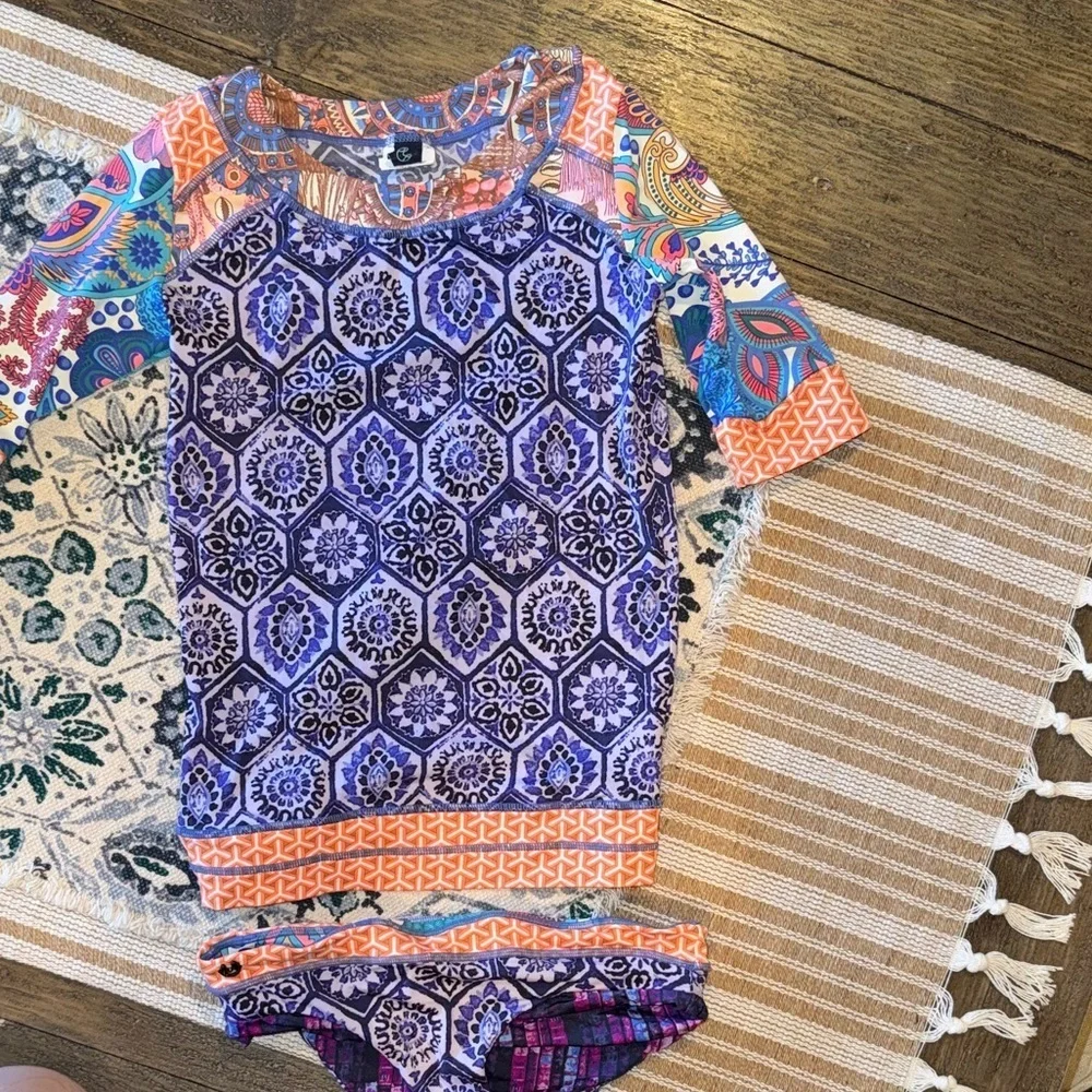 Maaji Girls’ Size 10 Long Sleeve Swim Top and Matching Reversible Bottoms Used