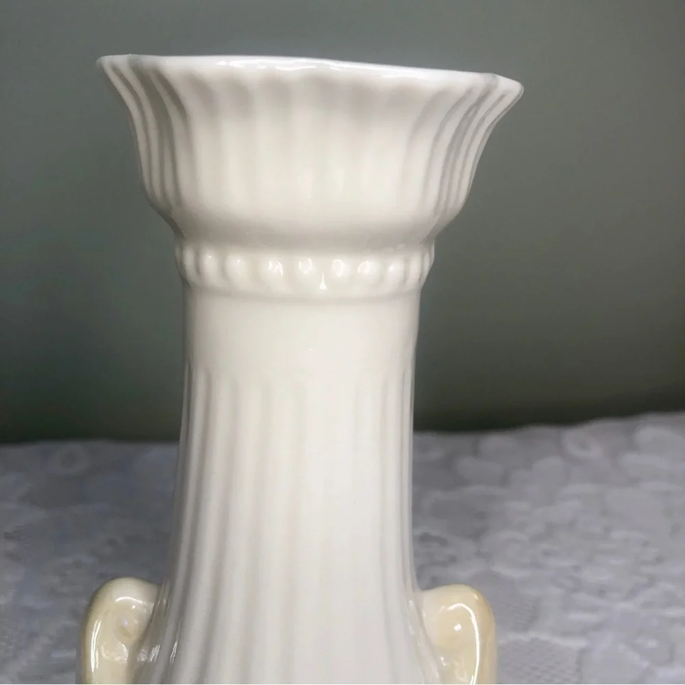Belleek vintage moore