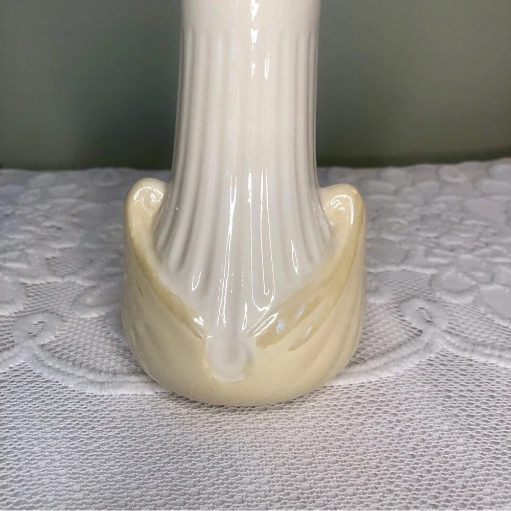 Belleek vintage moore