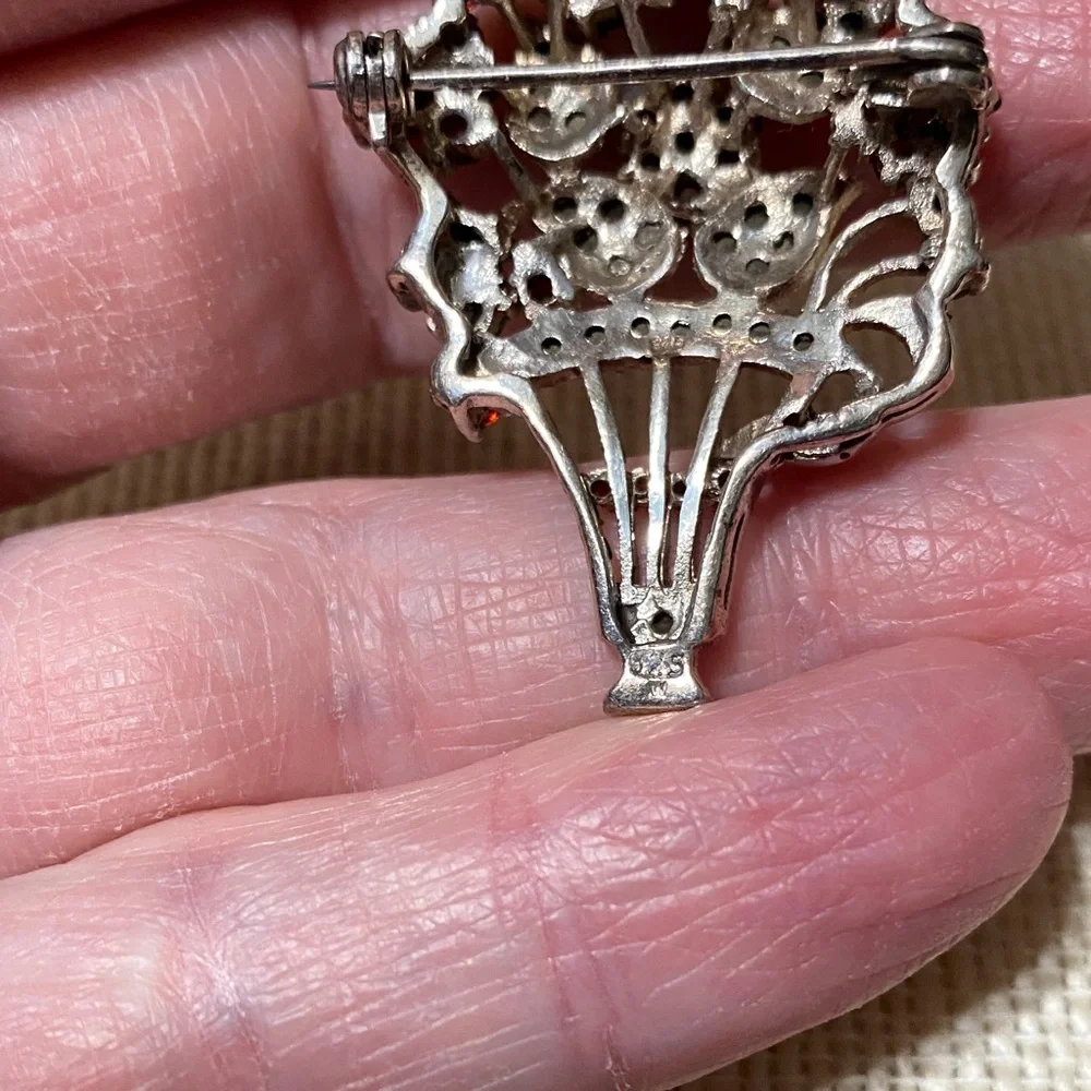 Vintage 925 Sterling Silver Marcasite Garnet & Jade Floral Brooch Pendant