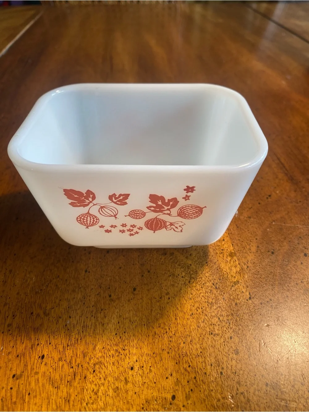 Pyrex Pink Gooseberry 501 Fridge Box