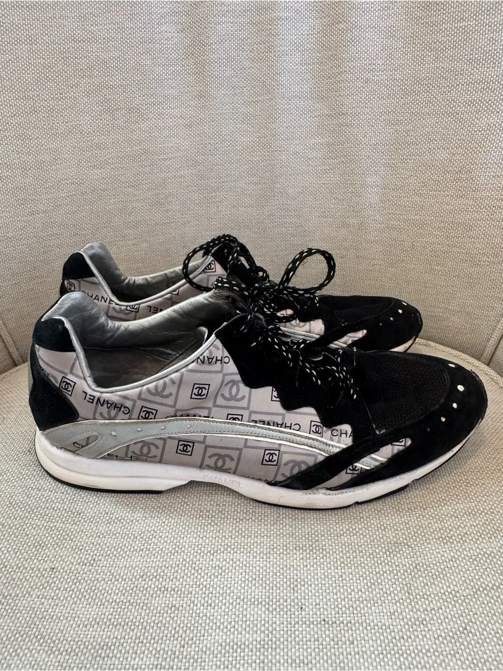 CHANEL sneakers logo