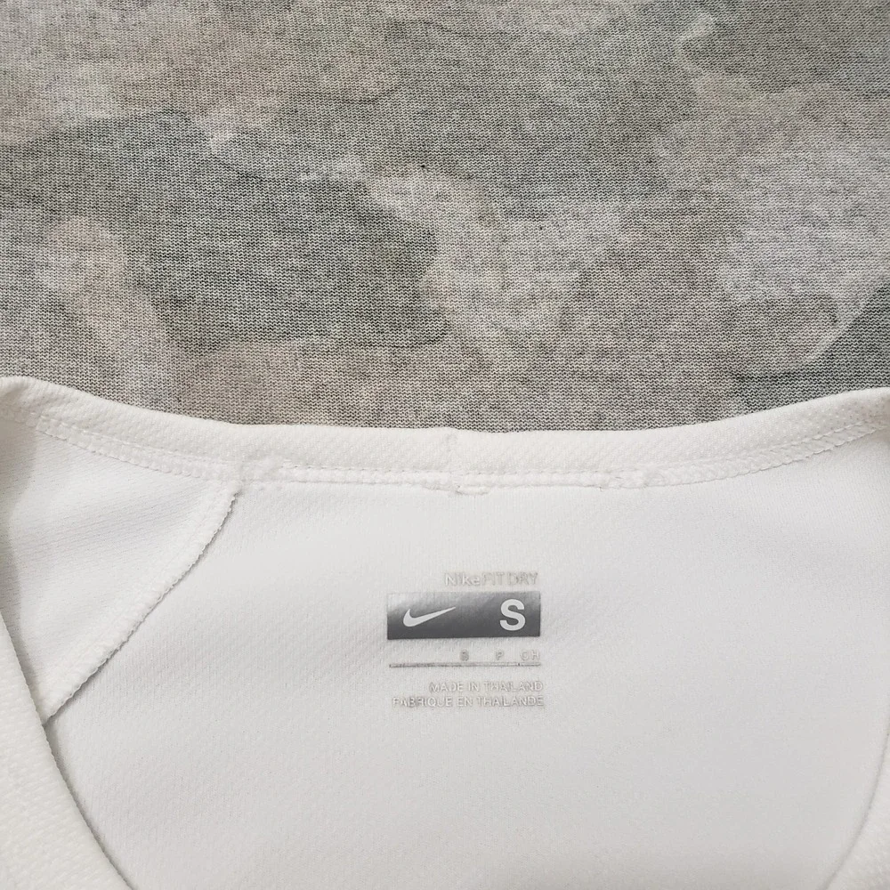 Nike items ship happy