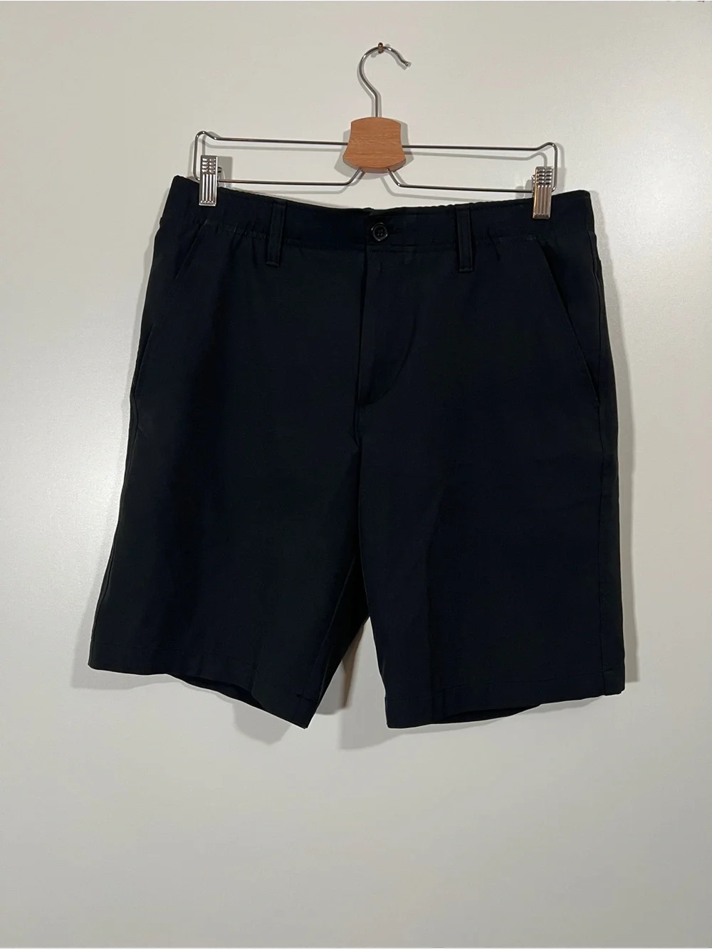 Under Armour size 34