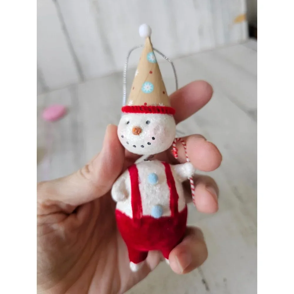 unbranded snowman bobblehead