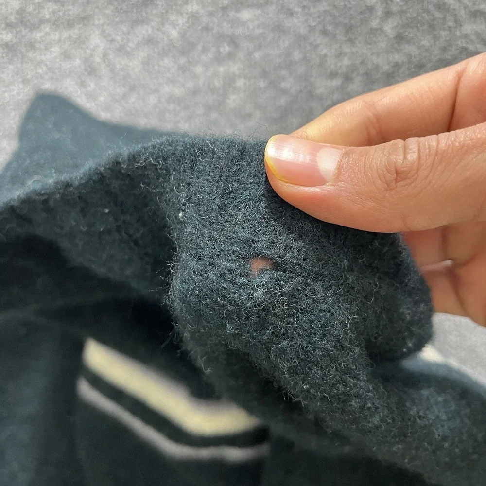 GAP vintage neck