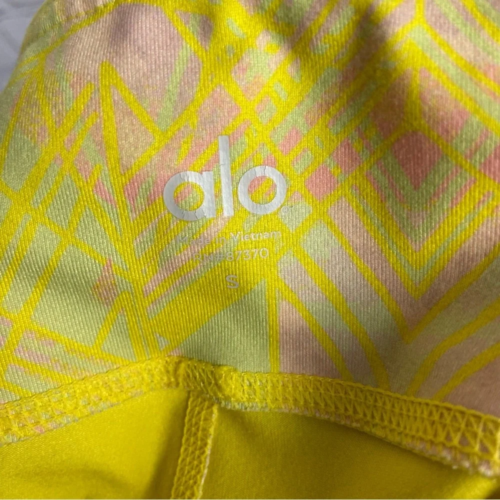 ALO Yoga size small