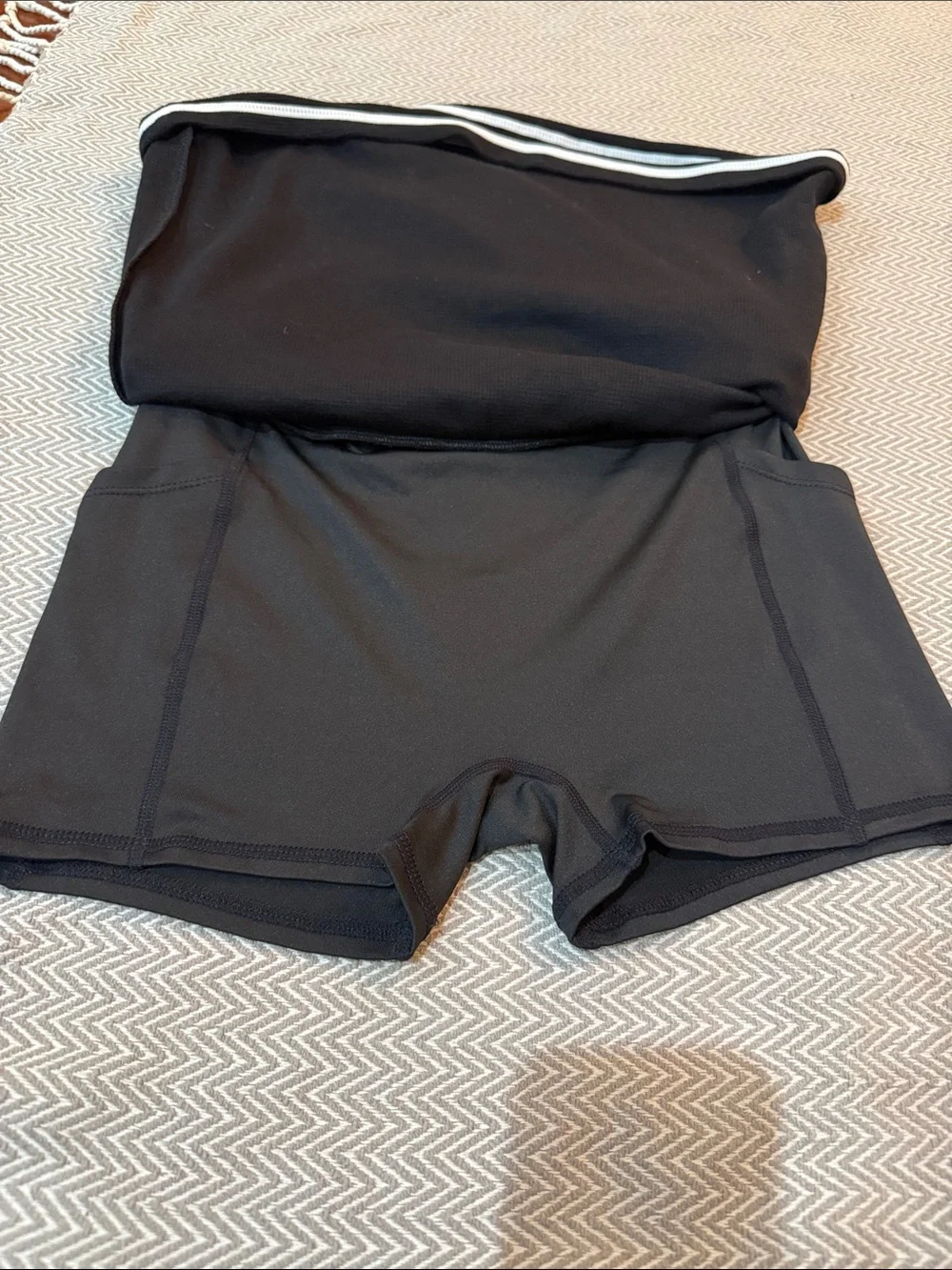 ALO Yoga sporty knit