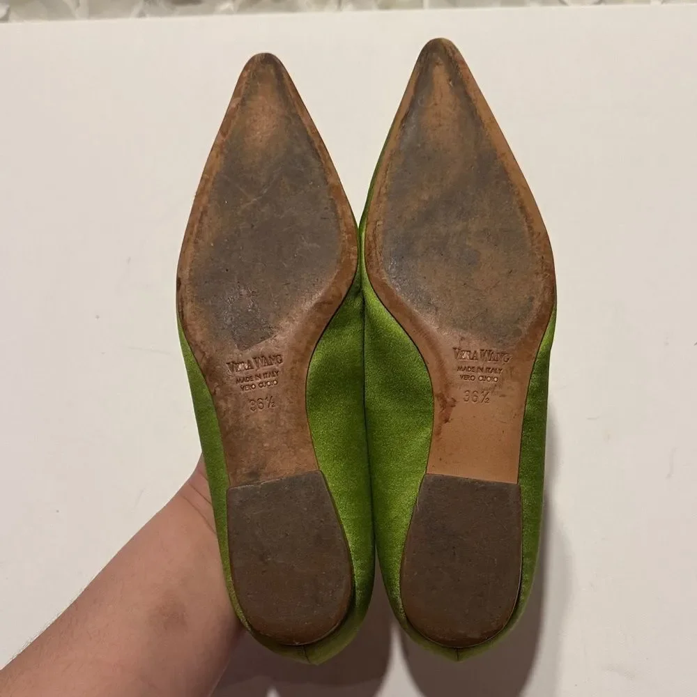Vera Wang chic olive